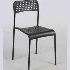 Atelier Du Nord - Linda Plastic Chair with Metal Legs